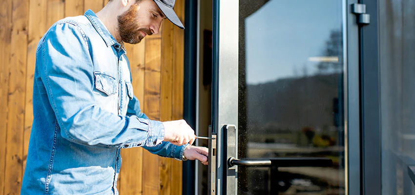 Frameless Glass Storefront Door Locks Replacement in Oildale, CA