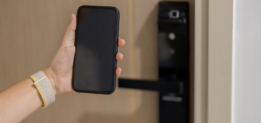 Keypad Wifi Locks Repair And Installation in Oildale, CA