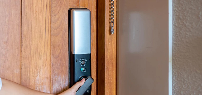 Home Security Electronic Locks Upgrades in Oildale, CA
