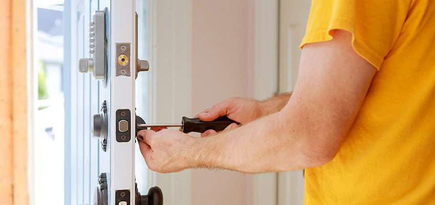 Eviction Locksmith For Key Fob Replacement Services in Oildale, CA